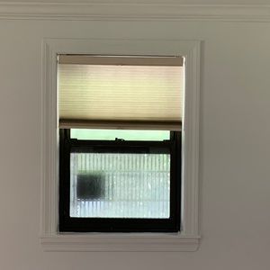 Window shade/blinds 32.5” wide